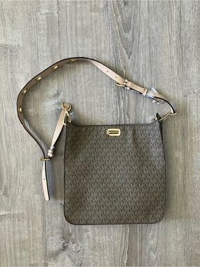 NEW MICHAEL Michael Kors Sullivan Large Logo Messenger Bag